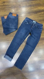 2.6K views · 224 reactions | Jeans 3900 Dz #محترم. ماسليم ماعريض 31-32-33-34-36-38-40 | Friendlee | Facebook