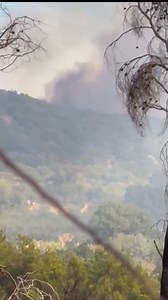 18K views · 183 reactions | Η #Πυρκαγία από το μικρόχωρι έρχεται προς την #λίμνη #Μαραθώνα τώρα. ❗️Βίντεο : Panos Spetseris | Forecast Weather Greece | Facebook