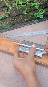 make latch locks from old teeth and chains.#lock#idekreatif#welder#kelas | ARD welder art