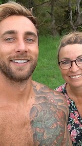 Are we addicted to social media?📱I was challenged to not use social media for 24hrs. The results actually shocked me! It was like a time machine. I felt so relaxed, focused, positive & grounded. My ADD & Anxiety disappeared. I’m feeling incredibly recharged and reset ❤️ I suggest you do the same once a month📵 . #socialmediadetoxchallenge I nominate @marino_katsouris @you1stlondon @brandonhardbody @clarkfit @djkfitness @davedriskell @davioso to try 24hrs no social media & no laptop! Then do a v