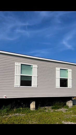 The Reserve 60 by Clayton Appalachia 28x60 (3 bed/ 2 bath) Ebuilt with 2x6/ OSB and increased insulation. This home offers an open kitchen/living room, master suite with a HIGE 4x6 tile shower and soaker tub, fireplace or barn door entertainment center, and END ENTRY utility room for $144,800 tax. This price includes a standard delivery, set, footers, vapor barrier, white vinyl skirting and HVAC. Check out the entire Reserve series at www.myappalachiahome.com. #ManufacturedHomeLiving #smallbusin