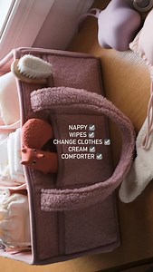 All changing essentials organised in one place with nappy caddy 👌🏻. This one is Rosa 🌸 | UrbanBaby