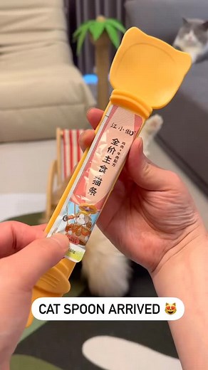 HappyCat Treat Spoon and Dispenser🐾🧡🥰 With Happy Cat Treat Spoon and Dispener giving your cat their favorite treats has never been easier. Simply press the clip up, the Cat Treat Spoon will squeeze the delicious puree or bisque flowing out smoothly. It’s a hassle-free way to make treat time enjoyable for both you and your pet. . #cat #cats_of_world #catlover #catlife #petfriendly #catlovers #catoftheday #petaccessories #petgrooming #petcare #petsupplies #petshoponline #petservices #fyp #trend