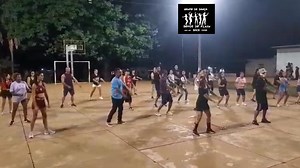 5.8K views · 146 reactions | PROJETO SOCIAL BONDE DO FLASH BACK no Bairro Buriti, todas as sextas às 19:30 na quadra do centro comunitário! Ontem foi com os instrutores Katia Mayanny e Zeka De Souza Passinho da Katia Mayanny! Aulas gratuitas com o instrutor Henrique Batista #flashback #halloween2025 | BONDE do FLASH BACK | Facebook
