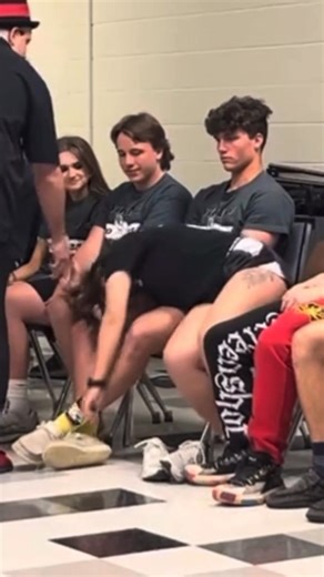 Hypnosis is fast and funny😀 #hypnosis #comedy #comedyshow #funnyvideos #reels | Worlds Coolest Hypnotists