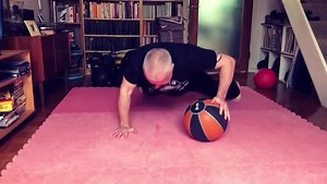 For plyometrics and bit of cardio, give this a shot. But very careful when you start, and be prepared to cheat a wee bit. If I can do it at 63, so can you bastards. #urbankravmaga #urbankravmaganederland #martialarts #martialartsfitness | Urban Krav Maga