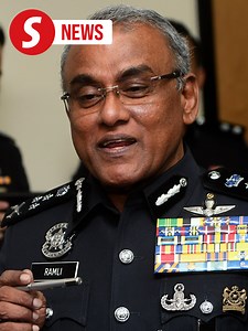 Three cases of scammers using deepfake technology to mimic the voices of victims' friends have been reported so far this year. Bukit Aman Commercial Crime Investigation Department (CCID) director Comm Datuk Seri Ramli Mohamed Yoosuf said the cases were reported in Kuala Terengganu, Kuala Lumpur and Penang. Read more at https://tinyurl.com/yc4vd3fv WATCH MORE: https://thestartv.com/c/news SUBSCRIBE: https://cutt.ly/TheStar LIKE: https://fb.com/TheStarOnline | The Star | Facebook