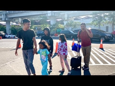 Vania | Kanaya picks up Bang Farel & Om Rais at Soetta Airport