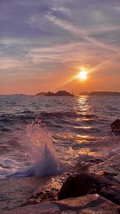 Sunset in Dubrovnik, Croatia 🌅 | 𝗣𝗹𝗮𝗻𝗲𝘁 𝗘𝗮𝗿𝘁𝗵