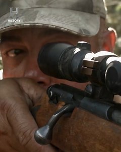 533K views · 15K reactions | Arrastar um animal de três metros pela terra é uma coisa, mas colocar um crocodilo de três metros no barco sem ajuda é um grande desafio. #MergulhadosNoPântano | HISTORY | Facebook