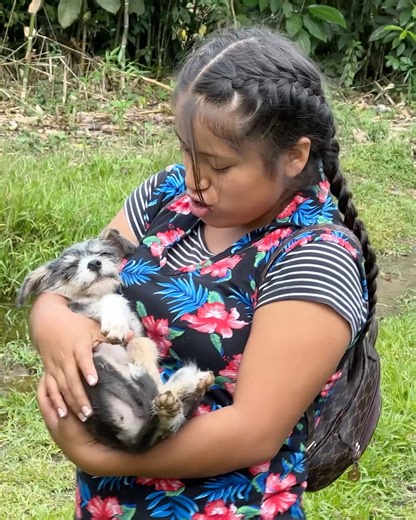 Me regalaron un perrito | Maria Bella