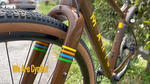 Tak banyak gravel bike yang pakai flat handle bar macam marin dsx2 ni. Semua model DSX , DSX1 , DSX2 dan DSX FS pakai flat handlebar. #marin #marinbikes #marindsx #marindsx2 #gravel #gravelbike #basikal #kayuh #wacspa #wearecyclist #wac #wacniceday | We Are Cyclist | Facebook