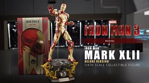 As a pioneer in translating details of the Iron Man armor to a highly elaborated quarter scaled figure, Hot Toys’ latest reissue of 1/4th scale Mark XLII collectible figure (Deluxe Version) is offering both old fans and newcomers a special opportunity to fill gaps in their beloved collections. Inspired by Iron Man 3 movie, the screen-accurate figure is developed with greatly articulated structure and LED light-up function, able to perform extended poses and recreate iconic scenes from the big sc