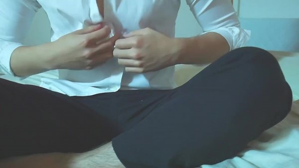 「japanese teen」学校から帰ってすぐ、我慢できずなオナニーをしてしまう。