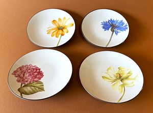Noritake Colorwave Floral Appetizer Plates, Set of 4 | Individual Flower Designs - Etsy UK