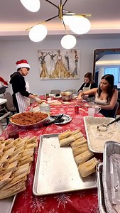 15K views · 3.1K reactions | Haciendo tamales estilo Sonora de carne desherbada con chile colorado䀹 ¡Feliz navidad a todos! | Pecos Romero | Facebook