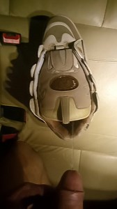 Piss in Osiris D3 - video 4