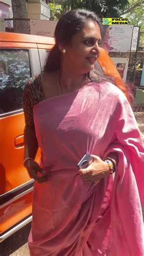 Mature Actress Aunty: A Glimpse into Her Charm