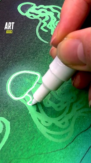 Comment only with green emojis 🐸💚🍀 #oilpastel #jellyfish #neon #posca #drawing #greenlight | Art Room English