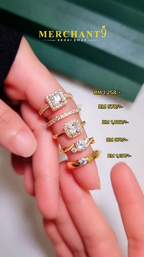 WAJIB SINGGAH BAGI NAK TUNANG & NIKAH! 💍💍 Datang ke Merchant9 dulu untuk lihat design-design batu permata zirconia diikat dengan emas 916. Special price for you. OF COURSE! ❤️ | Kedai Emas Merchant9