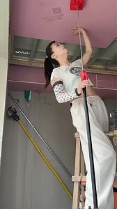 114K views · 978 reactions | #1958 Female Carpenter Installs Drywall Ceiling#woodworking #diy #beautifultools #diyhomeimprovement #usa #reels #fyp | Divine Finder | Facebook