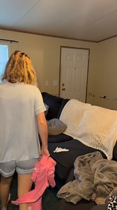 Needless to say the girls woke up on the WRONG side of the bed this morning… hello Monday🤣🤍 #schoolmorningroutine #morningroutine #realisticmomlife #morninginmylife #sahmmorningroutine | Paige Carlene