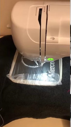 Brother innovis F440E in action