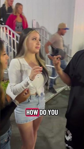 Girl at the fair wants to try chevaschilitos with me 👌😳 #chamoycandy #festival #chevaschilitos