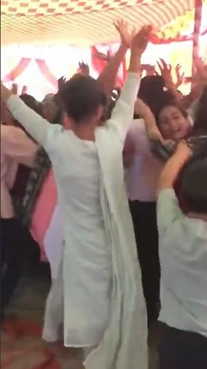 51 लड़कियों का एक साथ डांस मचाई धूम 💯 कथारसिक स्वामी बंशीवाले शास्त्री जी 💯कंजाहार मैनपुरी में ♥️💯♥️