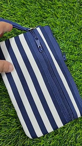 1.4K views | 裡Clearance Sale 裡 Naraya Wristlet - Front zip compartment - Back compartment velcro - Can put hp *comment code* Usual $20 *Sale $18* New courier can combine with next week live & offline. | Julz Freda | Facebook