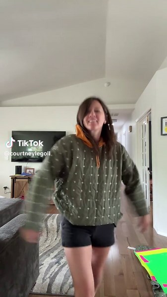 courtofknees on TikTok