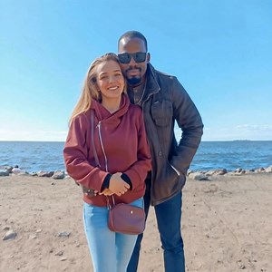 20K views · 63 reactions | The girl met an African migrant when she was barely 18 She got pregnant. The girl’s parents predicted an unenviable future for her: “He will leave you, you will be a single mother.”But it turned out to be completely different 珞The couple has been happily married for over 7 years 殺Look what their daughter look like, scroll down in the comments below | Everything about life | Facebook