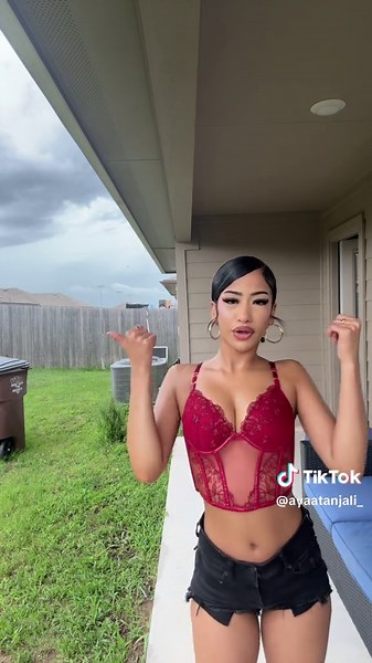 Aya😍 (@ayaatanjali_)’s video of aya shake it for dabo