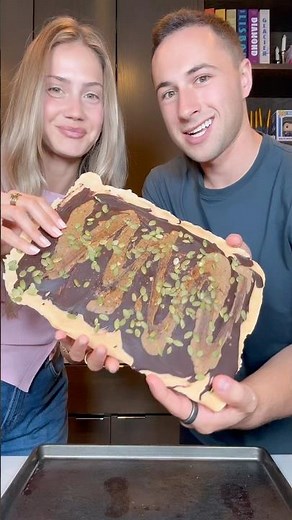 High-protein pumpkin spice yogurt bark 🎃🍫🥜
