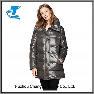 [Hot Item] Outerwear Women′ S MID-Length Quilted Puffer Down Coat Jacket