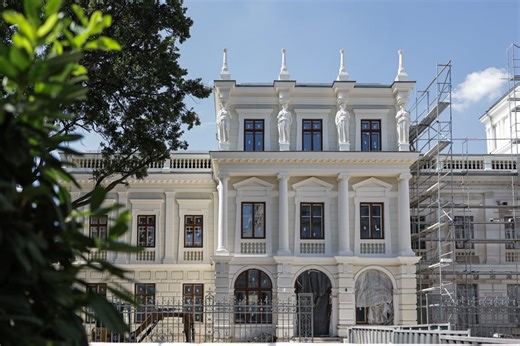Renovarea Palatului Știrbei se apropie de final. "Bijuteria" de pe Calea Victoriei a revenit la gloria de odinioară