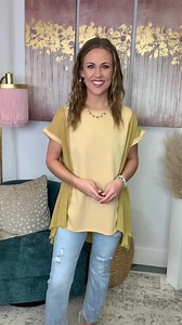 👀 Oh my goodness! We are basically swooning over this adorable 'Made To Admire You Top!' This babe features contrasting materials with exposed stitching cuffed sleeves. Perfect to pair with shorts or even throw her on with shorts. Tad forgiving in size. https://jennarationboutique.com/products/made-to-admire-you-top The measurements on a medium are approximately Bust: 24 inches / Length: 26 inches Small (0/8) Medium (10/12) Large (14/16) | Jennaration
