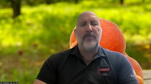 How hard is it to find a perfect peach – not too hard, not too soft, but perfect and so savory and juicy? And when you find the perfect peach, how do you typically eat it – neat and tidy with a knife and fork OR do you bite into it, taste its savory sweetness, and let the juices drip down your chin? Daily Shake Up No. 728 offers that life (personal and professional) is much like a peach. Life can be luscious and savory even if sometimes messy, and it’s up to you how you choose to eat life. You c