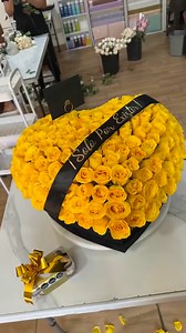 303K views · 206 reactions | Creating a Stunning Yellow Rose Arrangement. #flowerarrangement #yellowroses #floraltutorial #floraldesign #diyflowers | Doraya Jennings | Facebook