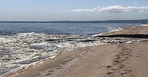 Mare inquinato alla Plaia di Catania, il video di un lettore