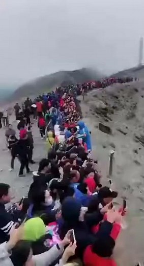 Encore une nouvelle apparition de la vierge Marie