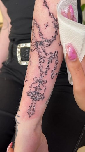 Beautiful Rosary Tattoo Ideas and Designs