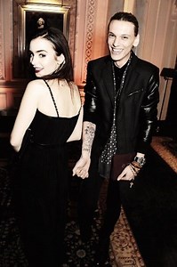 Cuando Jamie Y Lily Collins Tattoos