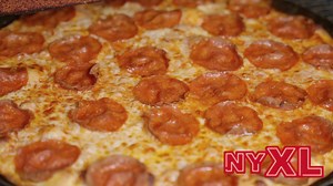 🍕🗽Just going to drop this in your feed... Stop by Pizza Inn and get a 16" NYXL pizza for only $13.99!* The NYXL is made with whole-milk mozzarella cheese on a thin, crispy crust, and features large foldable slices with extra large deli pepperoni . . . *at participating locations | Pizza Inn