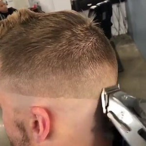 Blurring all the lines since 1922. 👊 Add the #Andis Master Adjustable Blade Clipper to your lineup for legendary fades. 🎥: @casarez.barbering bit.ly/MasterAndis | Andis Company