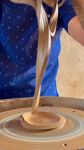 Batao to jane #pottery #clay #ceramics #potteryart #viralvideo #instareels #terracotta | Ishver Singh Prajapati