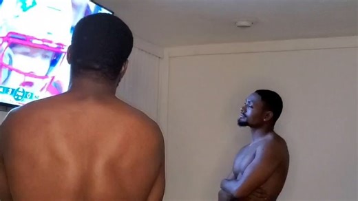 RT @TxBoiProduction: Let the water games begin..With / @maskedraven52@Brody_Bangz @Poppydeexl Full Video available on our onlyfans & we…