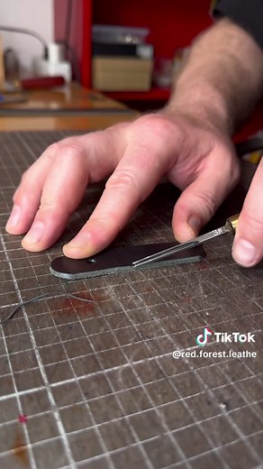 #asmr #tools #leathercraft #leatherwork #diy