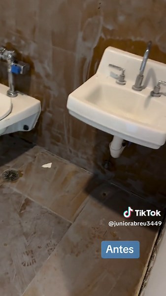 Lagaresfloorinstallation on TikTok