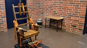 SC inmate files request to stop execution in electric  chair